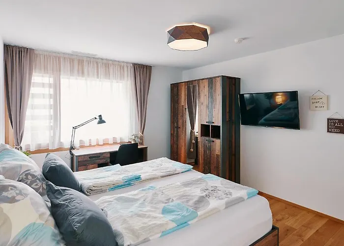 Appartement Montanas - Luxuswohnung Mit Kamin - Nahe Caumasee & Talstation *